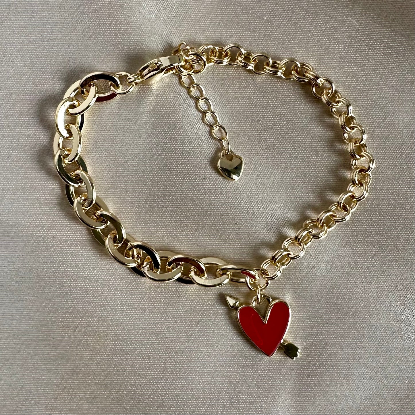 Pulsera corazón flechado