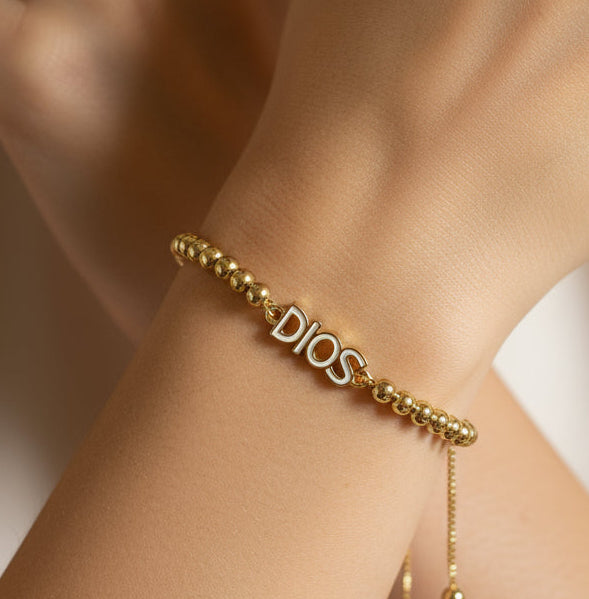Pulsera Dios fondo blanco