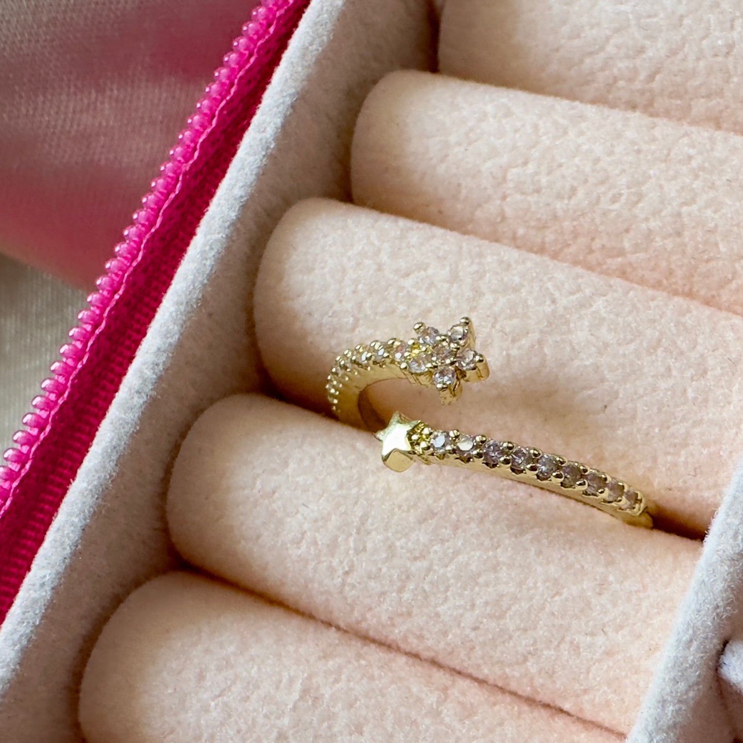 Anillo cruzado estrella