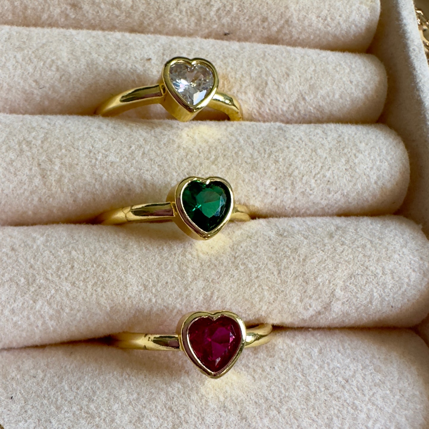 Anillo corazón cristal