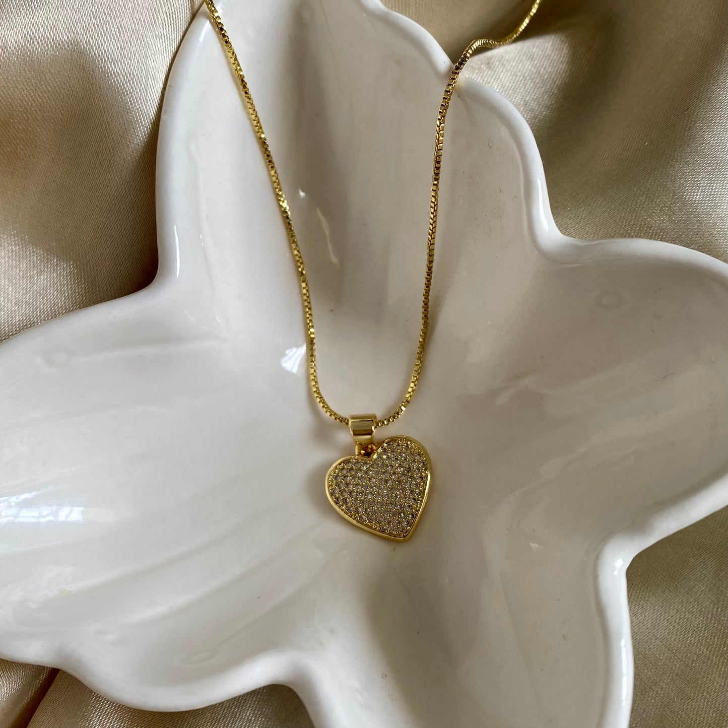 Cadena corazón circones