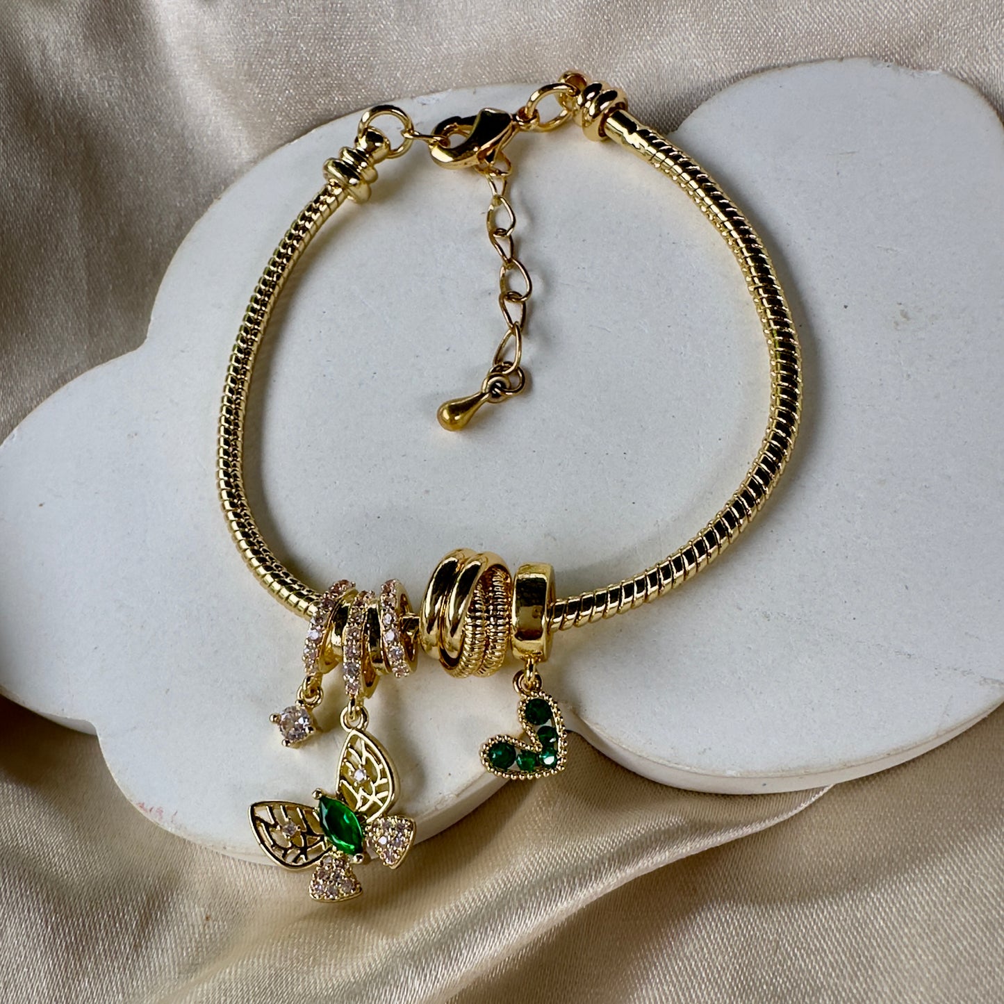 Brazalete mariposa corazón