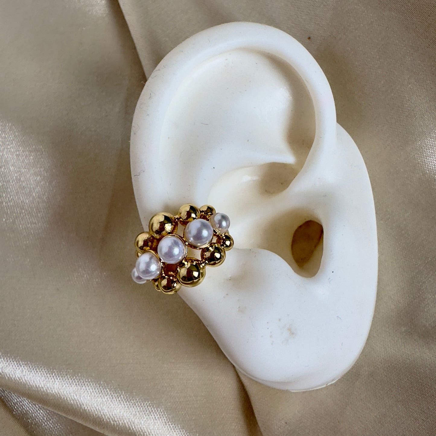 Earcuff perla y balin