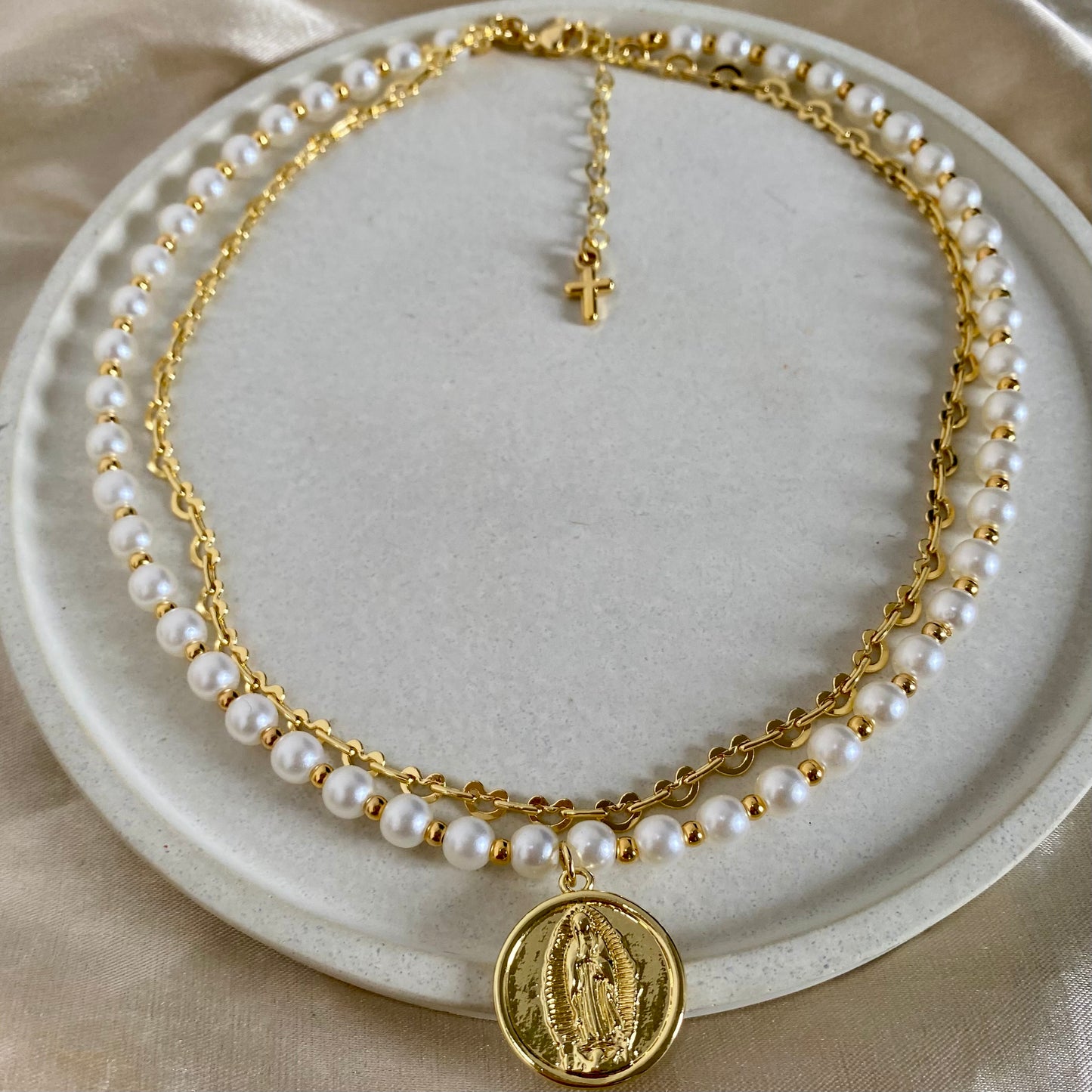 Collar doble perlas Guadalupe