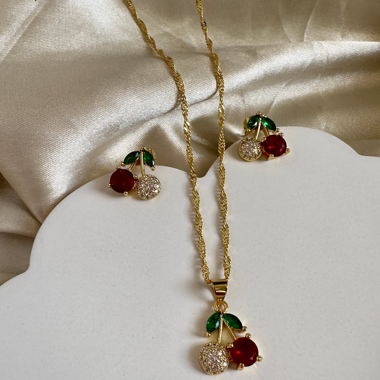 Set cereza circones