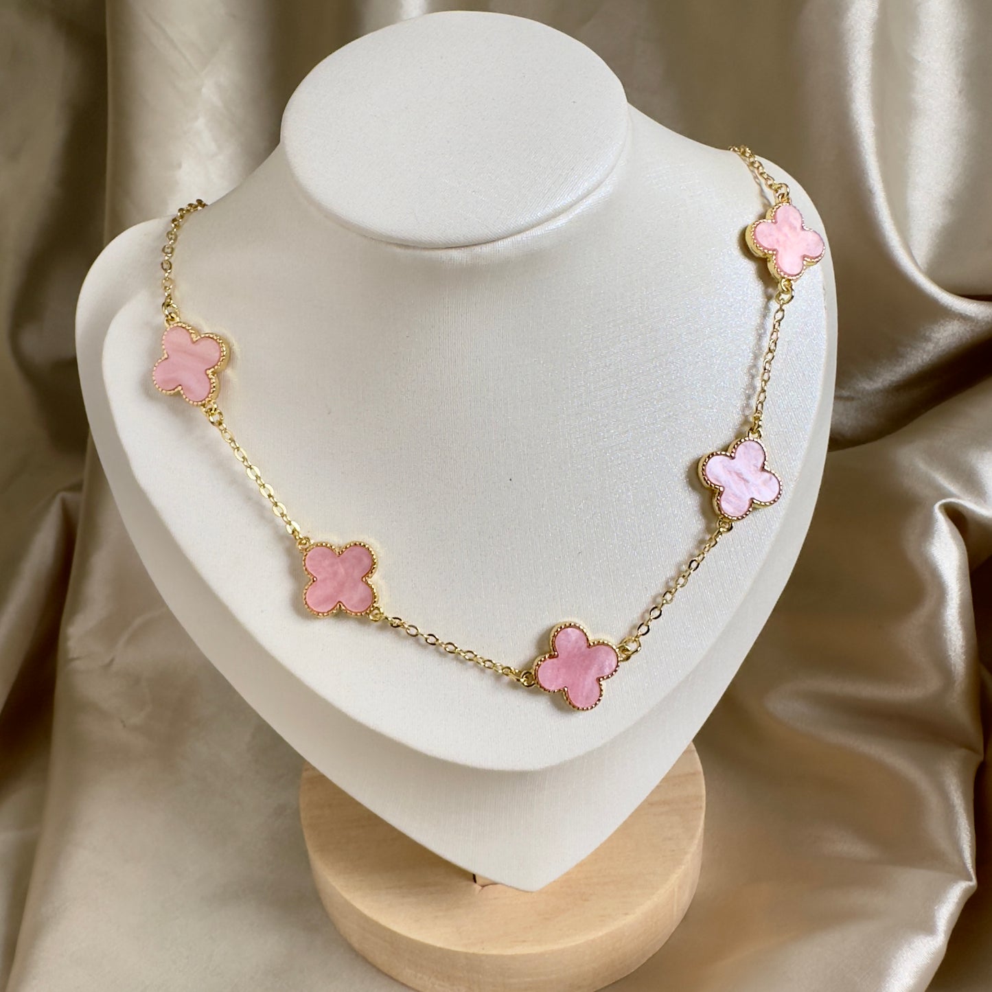 Collar trébol colores