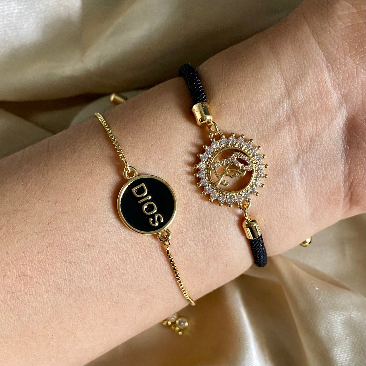Set pulseras Dios y Virgen