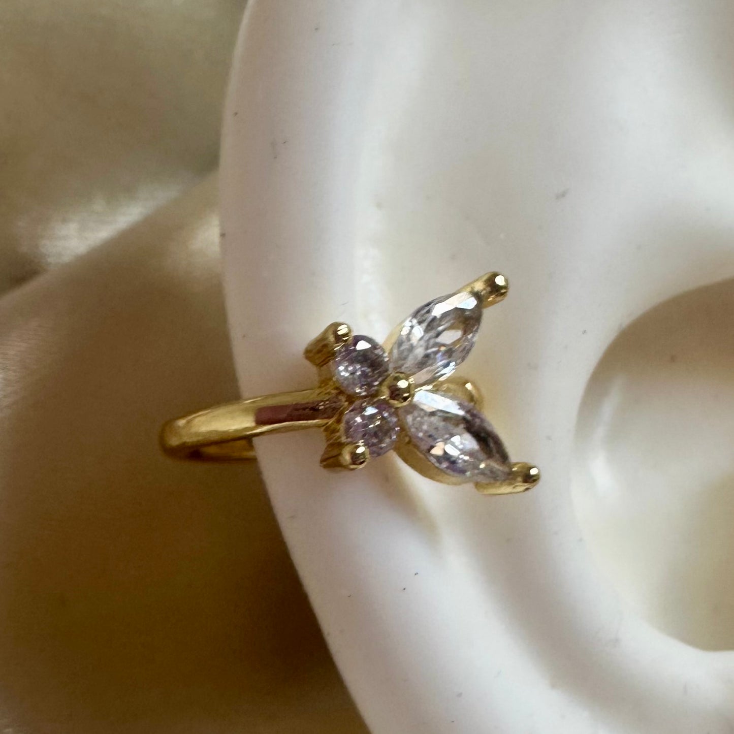 Earcuff mini mariposa