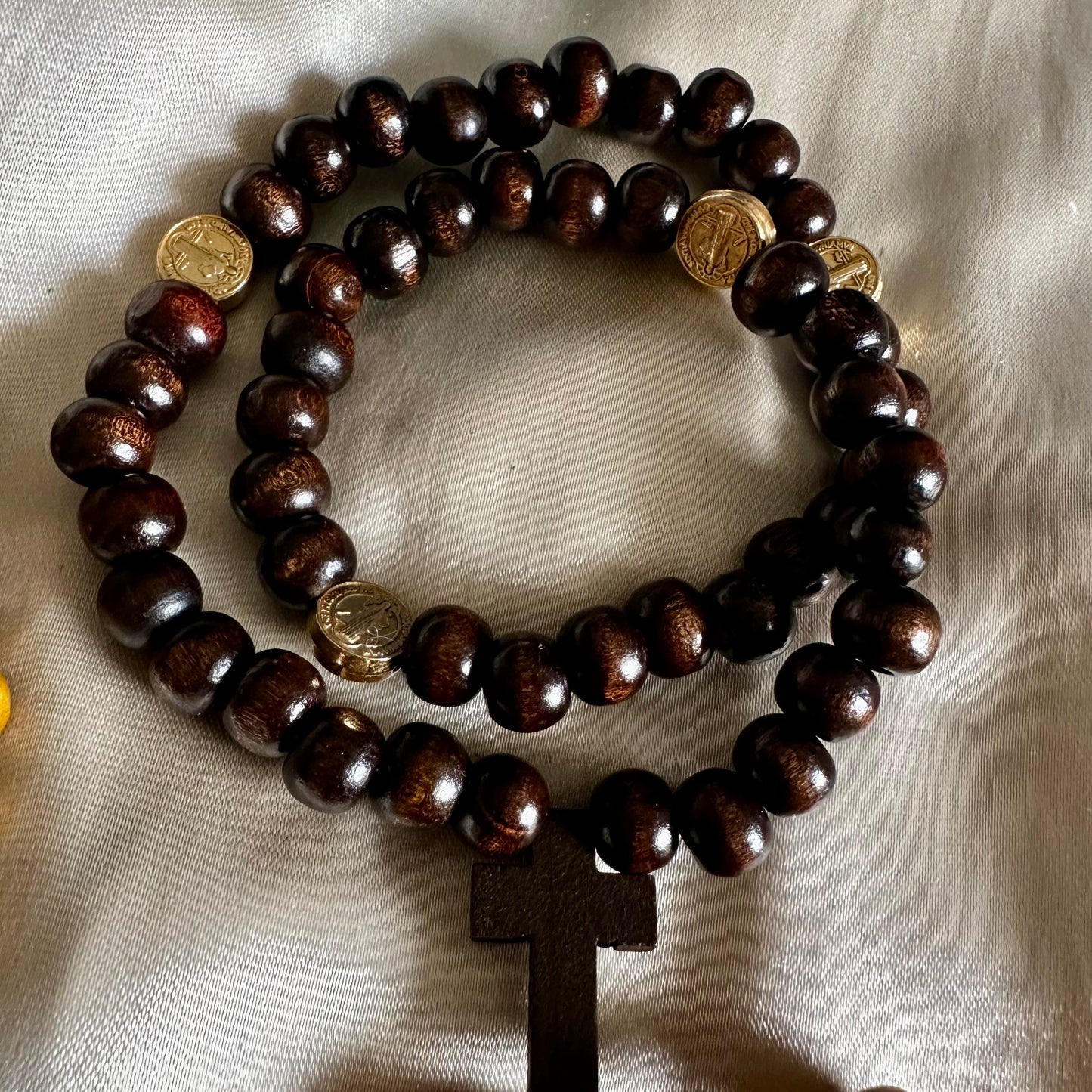Rosario de mano madera y Golfied