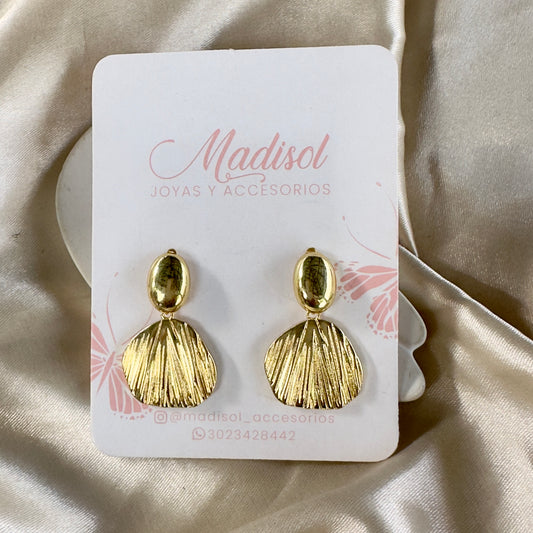 Pendientes dorados