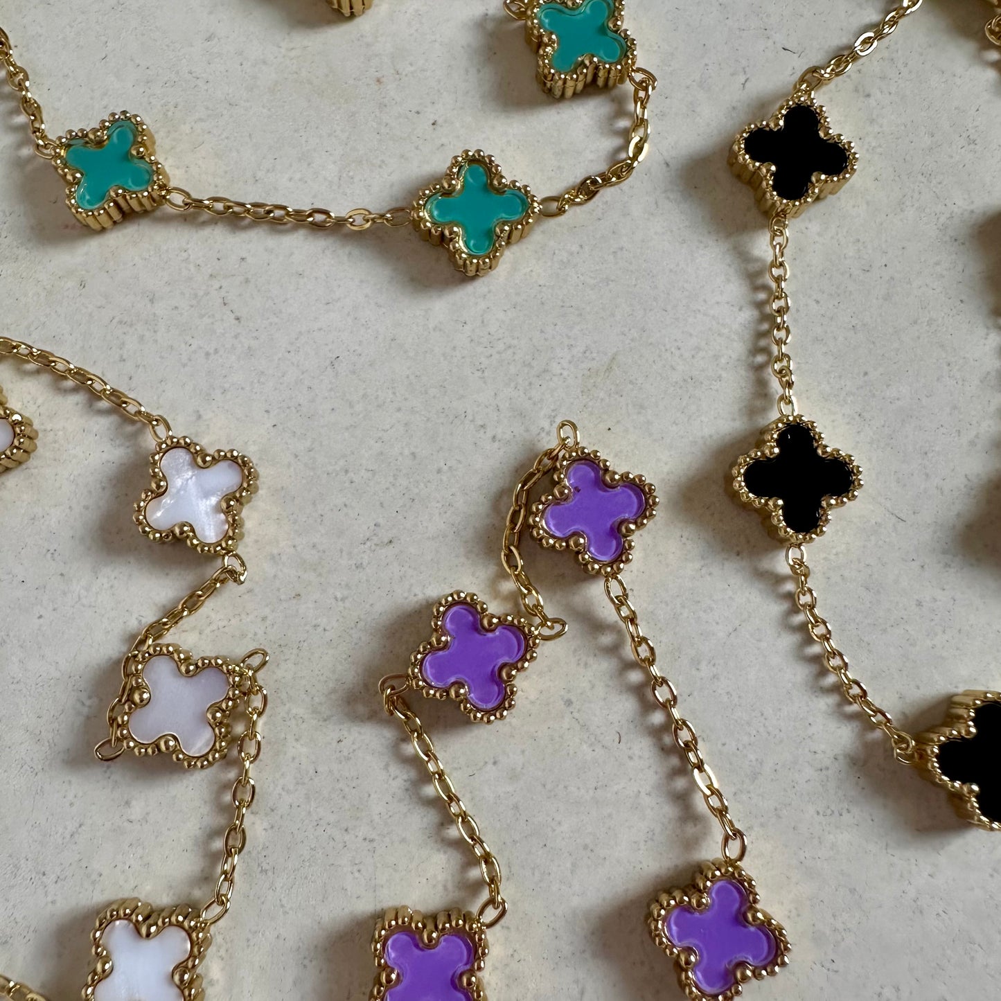 Pulsera mini trébol acero