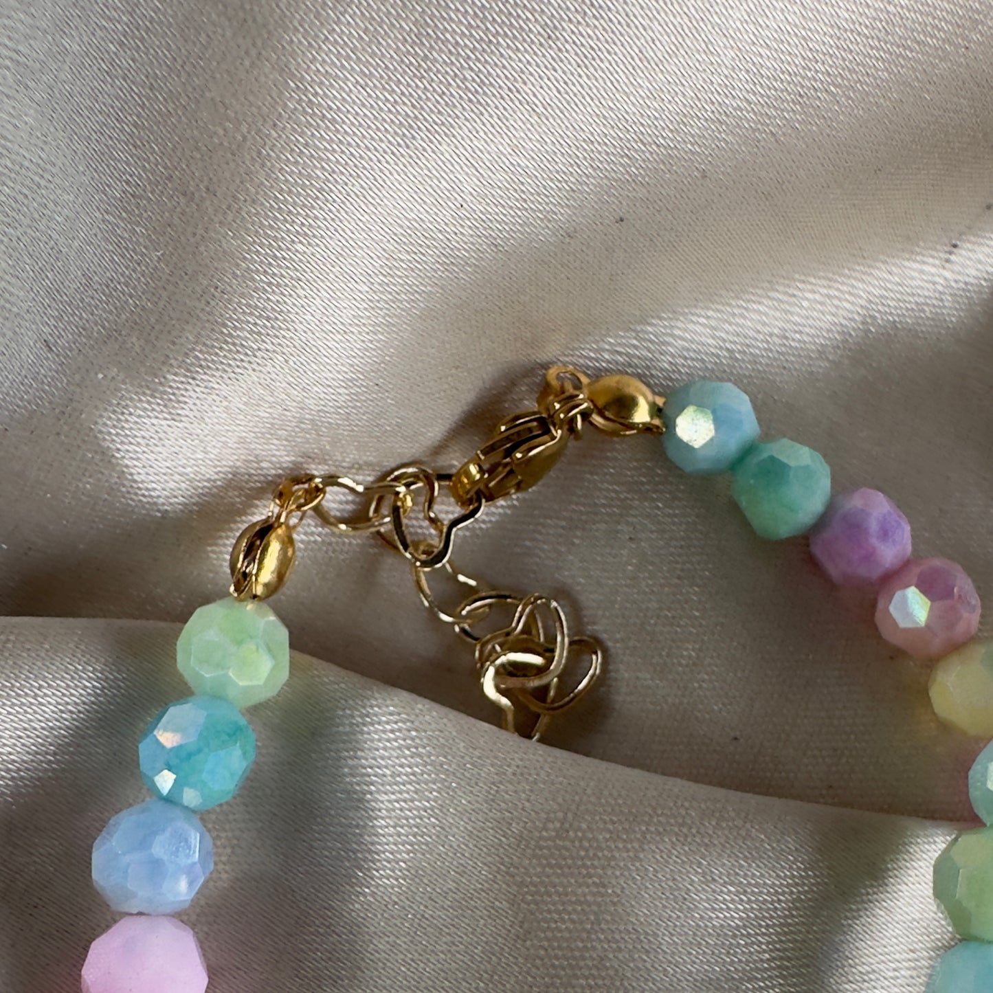 Pulsera arcoíris pastel