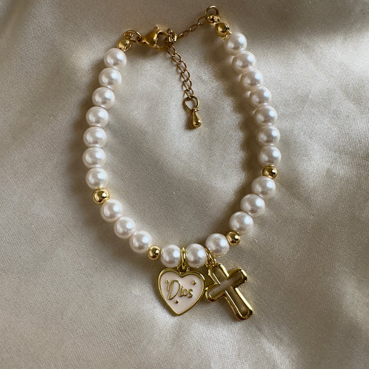 Pulsera perla Dios y cruz