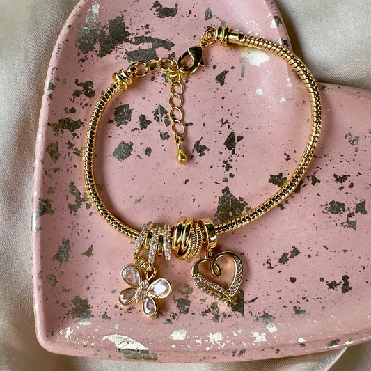 Brazalete mariposa corazón blanca