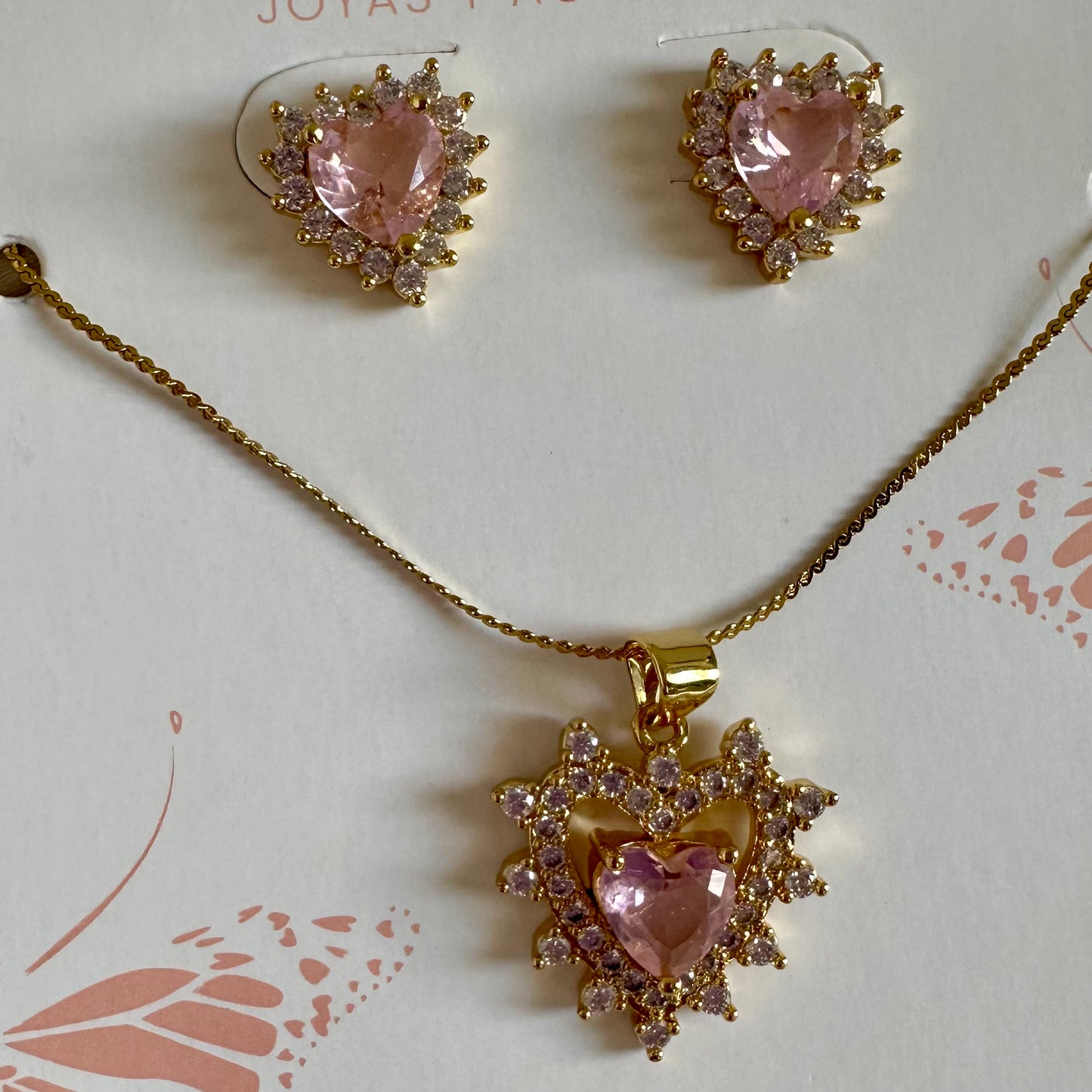 Set corazón rosa