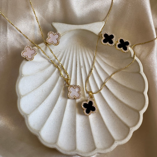 Set trébol circones blanco y negro