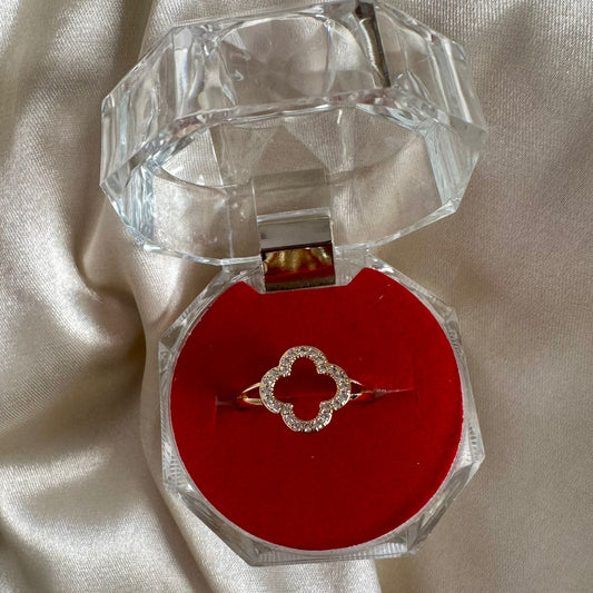 Anillo clover circones