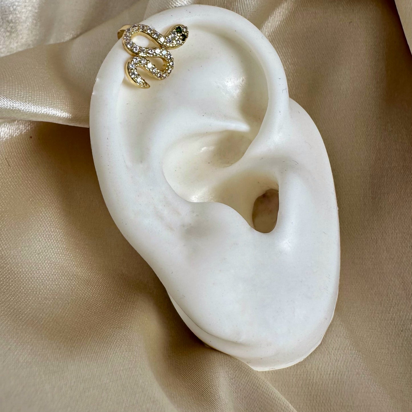 Earcuff serpiente circones