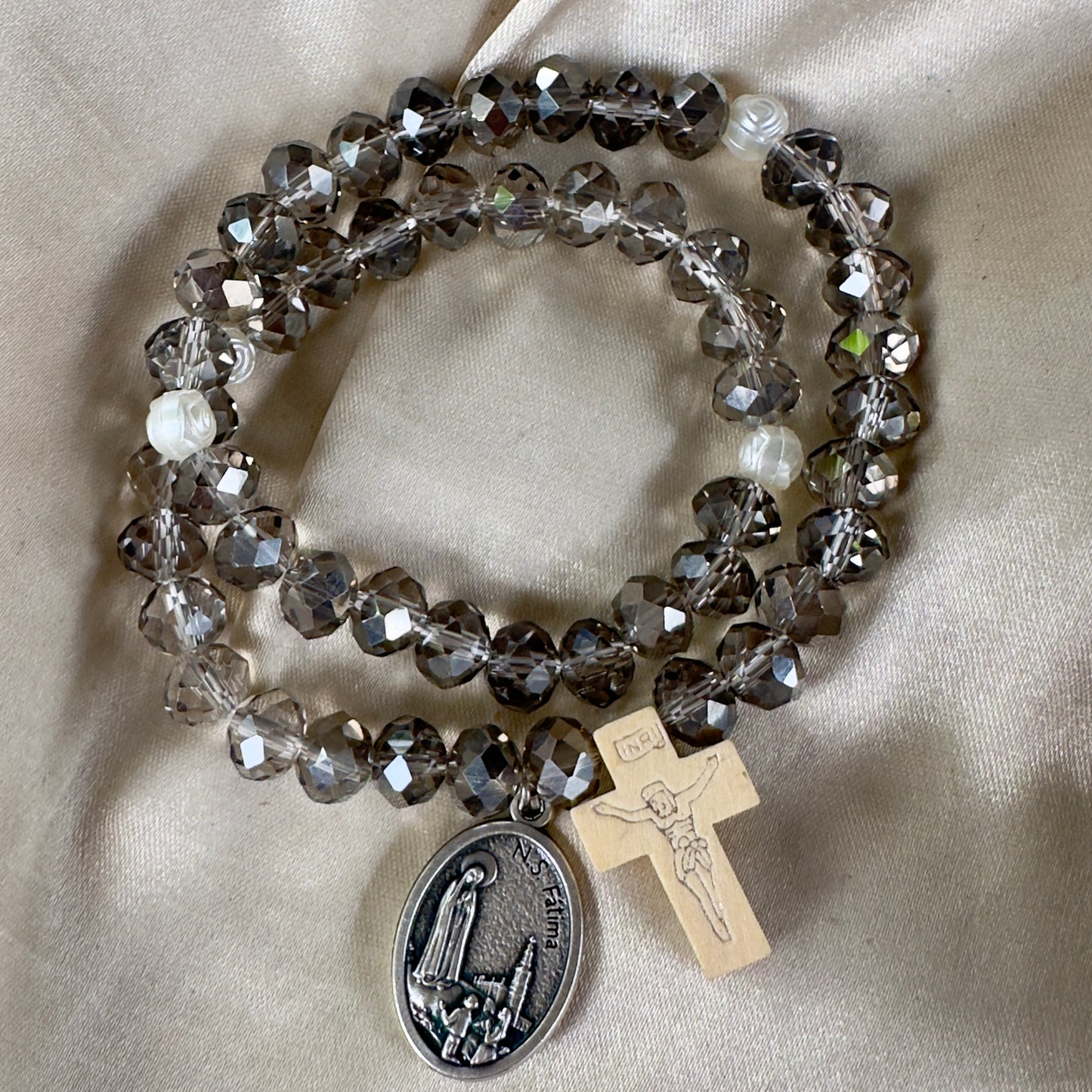 Rosario Virgen de Fatima Gris