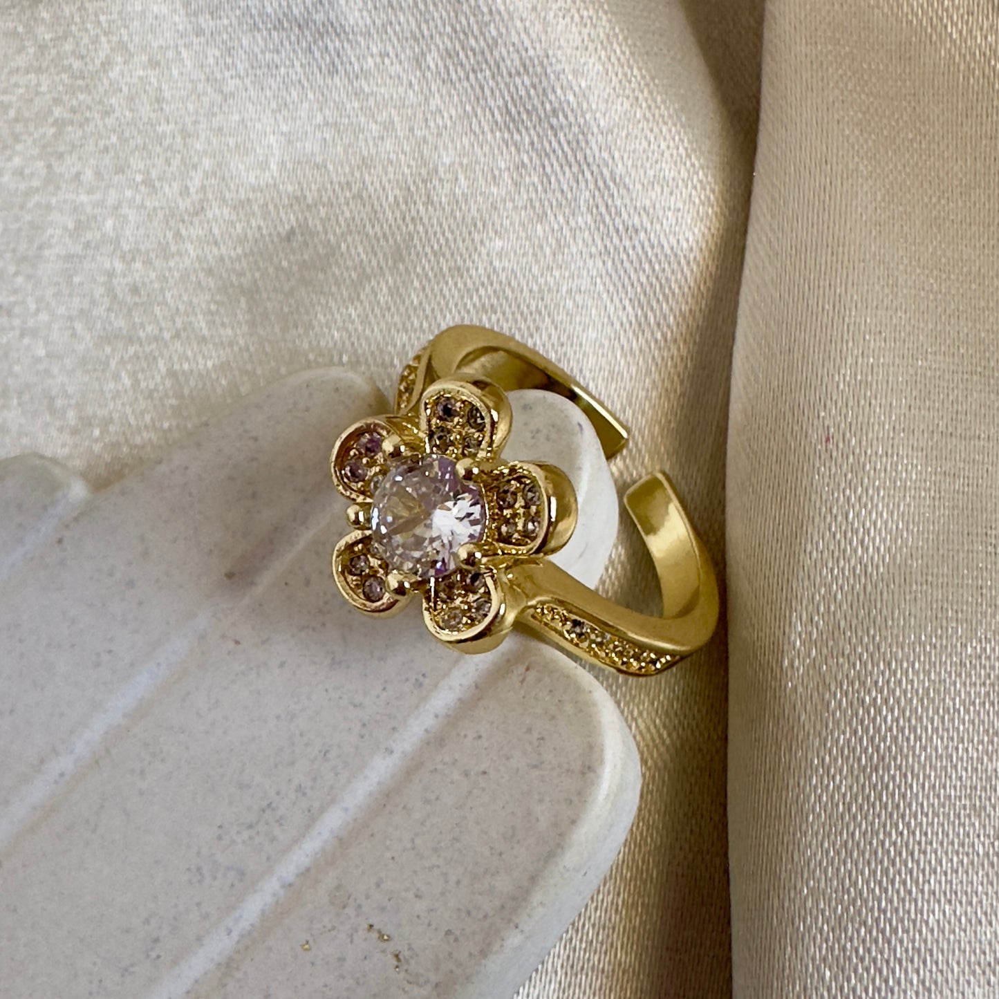 Anillo flor