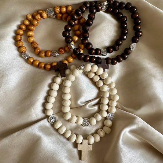Rosario de mano S Benito madera