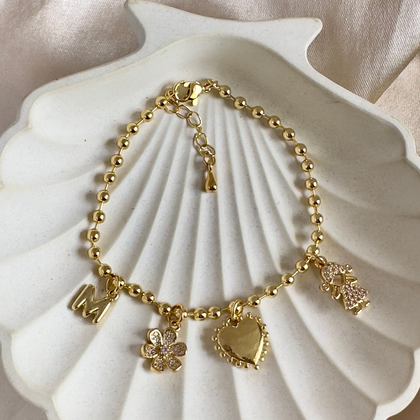 Pulsera multidijes con inicial
