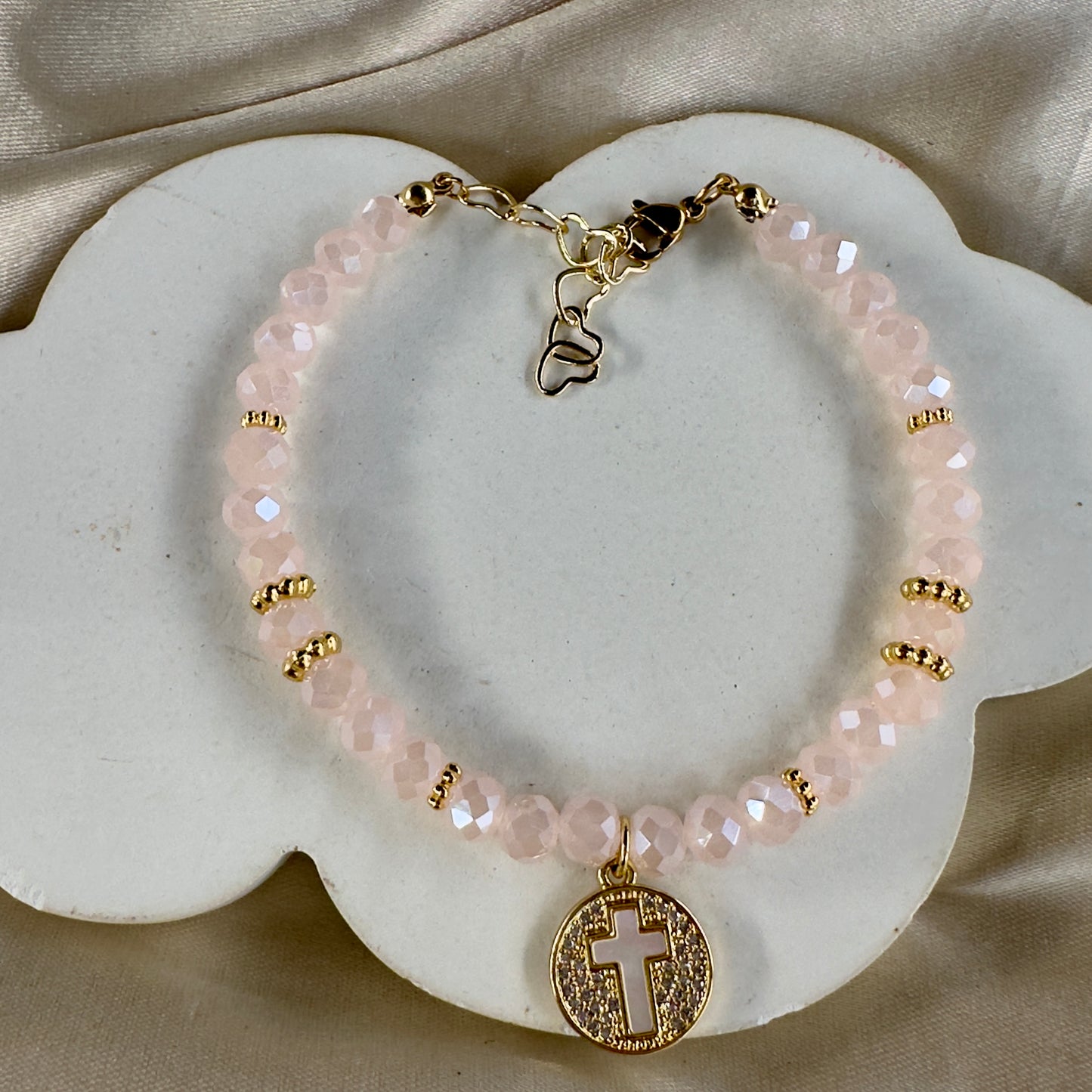 Pulsera cruz nácar circones