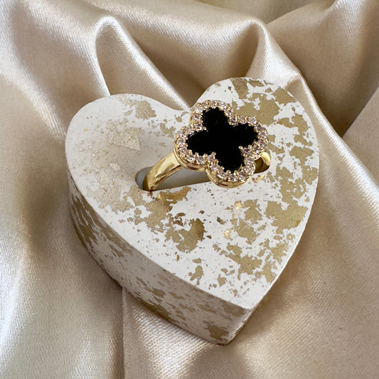 Anillo trébol negro circones