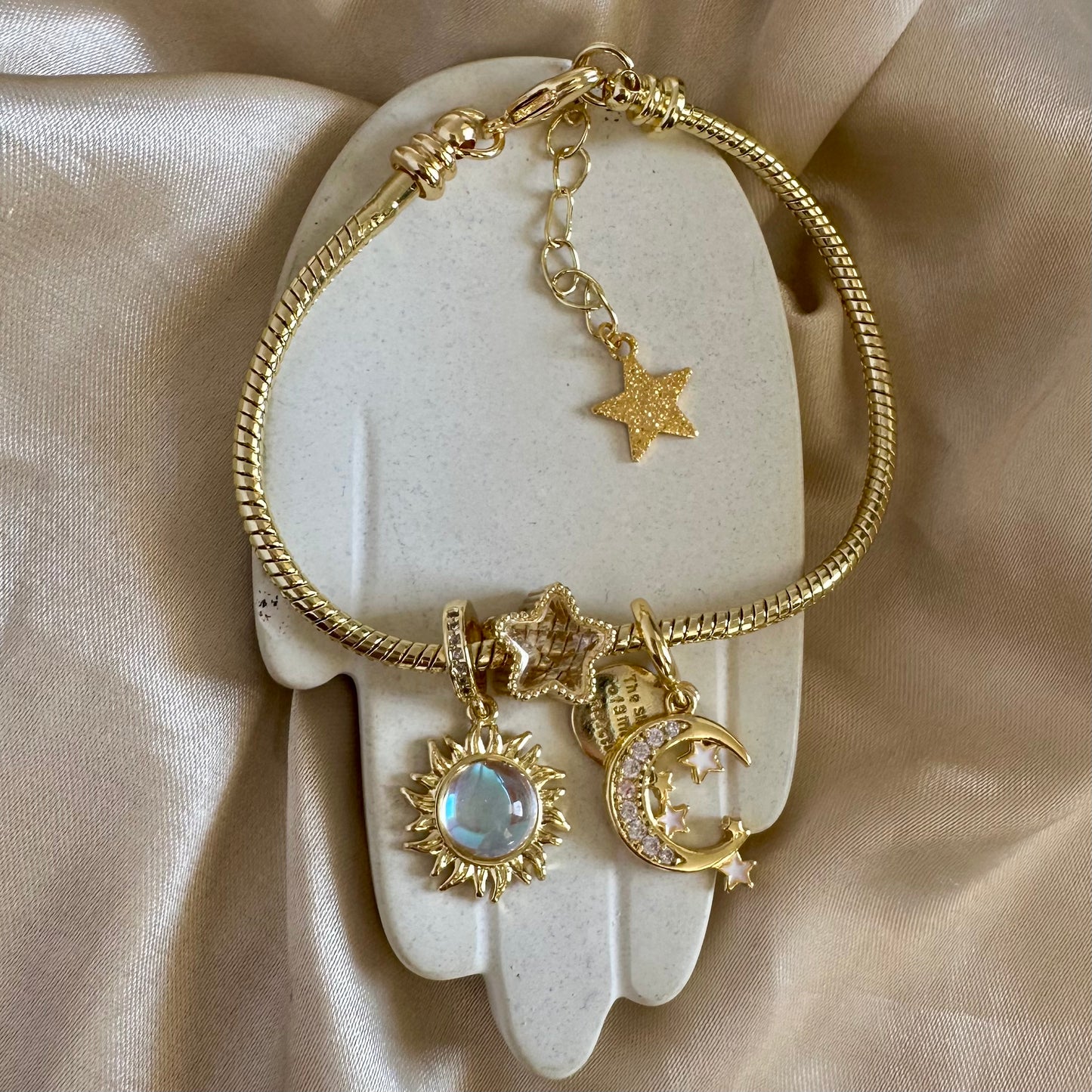 Brazalete sol estrella luna