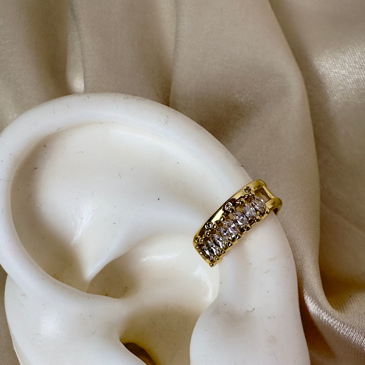 Earcuff clip circones